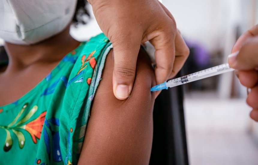 [Vacinação contra Covid-19 em Camaçari avança para crianças a partir de 8 anos]